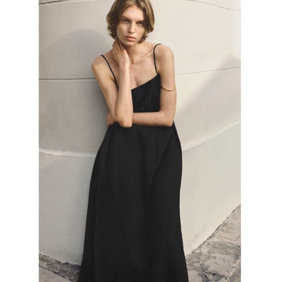 COS Pleated Linen Maxi Dress (Black) 2 - Picture 1 of 15